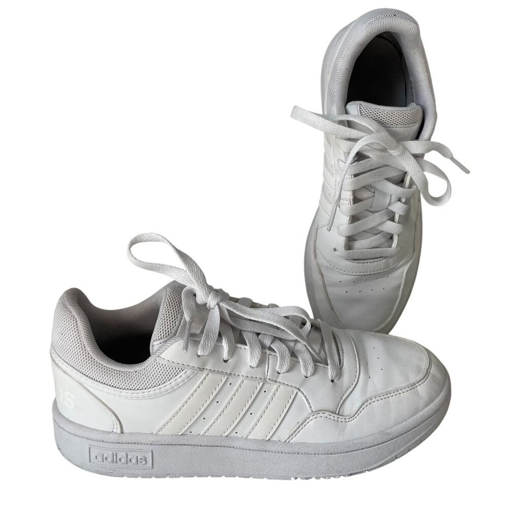 Adidas Hoops 3.0 Sneakers Kids size 5 Solid White Athletic Shoes Low Top Boys